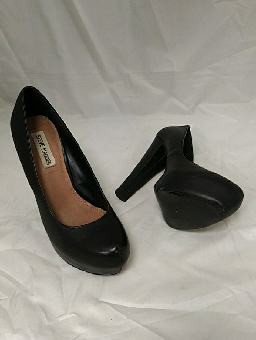 Steve Madden Danitty Black Leather Hidden Platform Pumps Size 8.5
